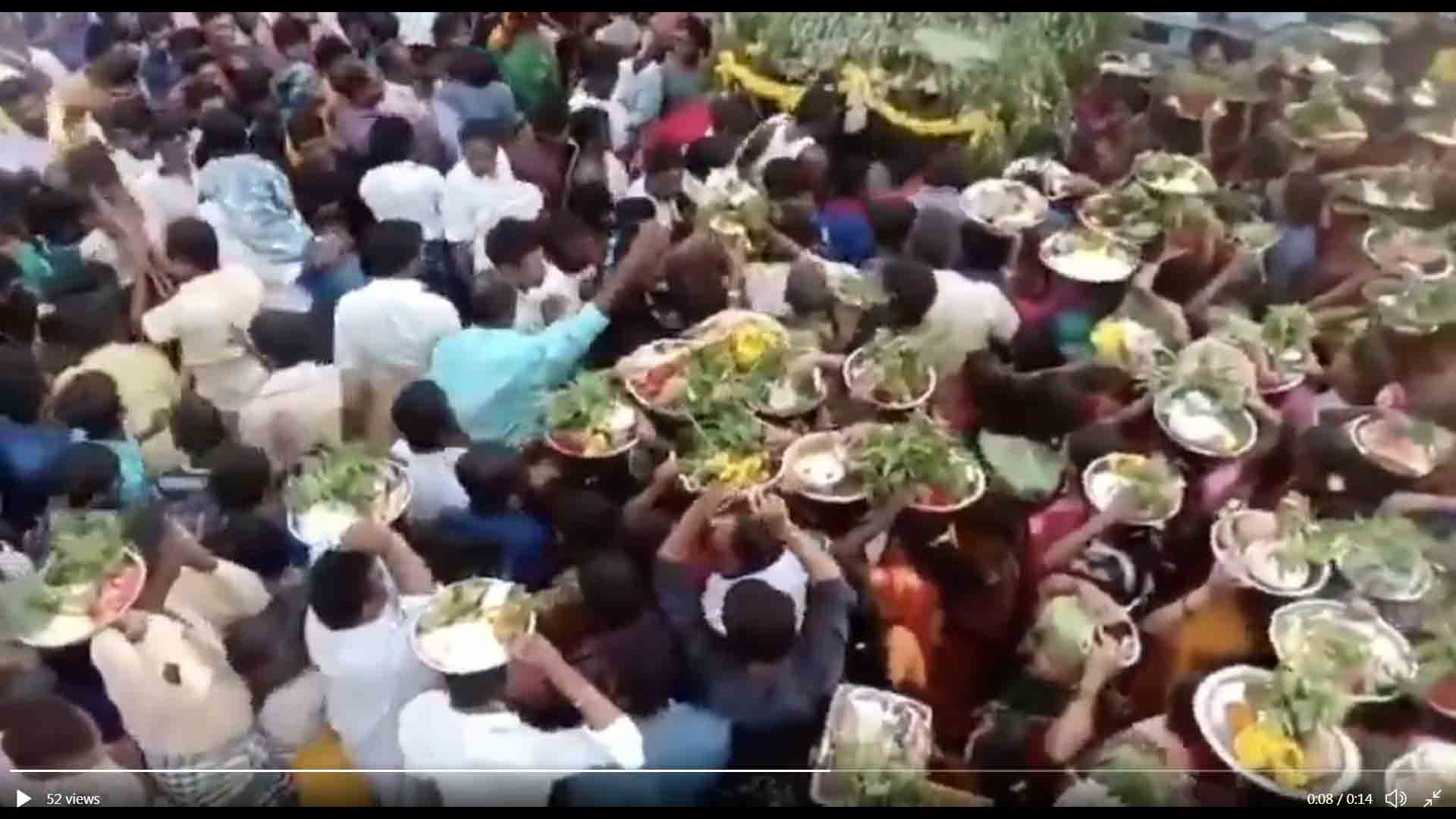 ലോക്​ഡൗൺ ലംഘിച്ച്​ കർണാടകയിൽ ഉത്സവം; പ​​ങ്കെടുത്തത്​ ആയിരങ്ങൾ  -VIDEO