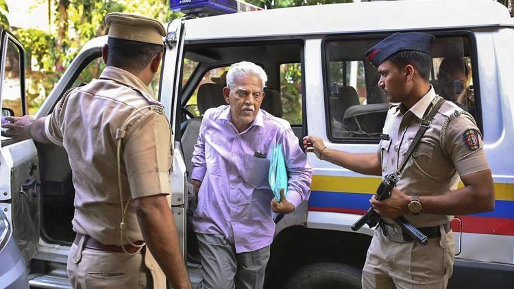 വരവര റാവുവി​െൻറ നില ഗുരുതരം; ഓർമ നശിക്കുന്നു, ജയിലിൽ ബോധംകെട്ടുവീണു 