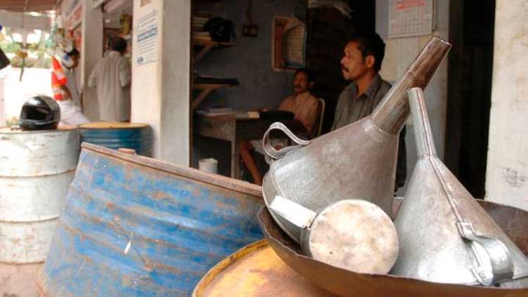 റേ​ഷ​ൻ: തി​ര​ക്കൊ​ഴി​െ​വാ​ക്കാ​ൻ ടോ​ക്ക​ൺ