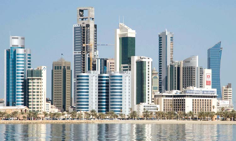 റി​യ​ൽ എ​സ്​​റ്റേ​റ്റ്​ ത​ട്ടി​പ്പ്​:  പ്ര​തി​ക​ൾ വി​ദേ​ശ​ത്തി​രു​ന്ന്​  പ്ര​വ​ർ​ത്ത​നം തു​ട​രു​ന്ന​താ​യി എം.​പി