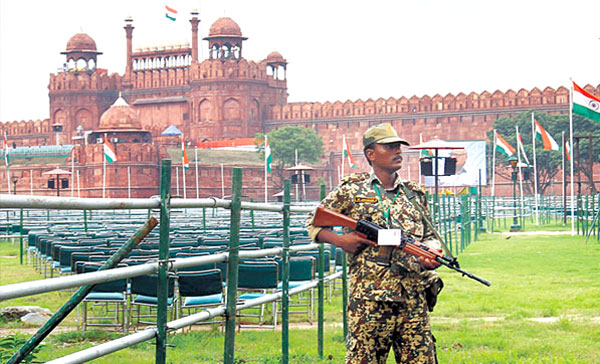 സ്വാതന്ത്ര്യ ദിനാഘോഷം: ന്യൂഡല്‍ഹിയില്‍ വന്‍ സുരക്ഷ
