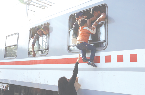 ക്രൊയേഷ്യന്‍ അതിരുകളുമടഞ്ഞു; അഭയാര്‍ഥികള്‍ക്ക് പെരുവഴി