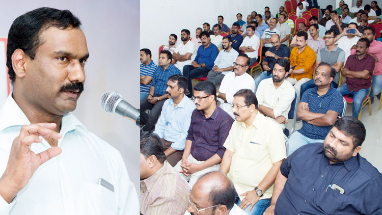 ‘പ്രവാസികൾ കറവപ്പശുവല്ല’; കരുത്തുകാട്ടി റെജി ​​െഎക്യദാർഢ്യസംഗമം