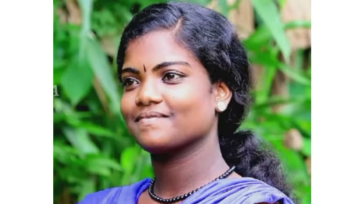 കേട്ടത്​ മൂ​ന്നു ല​ക്ഷ​ത്തി​ലേ​റെ പേ​ർ; വൈറലായി ഗോത്ര പെൺകുട്ടിയുടെ പാട്ട്​​
