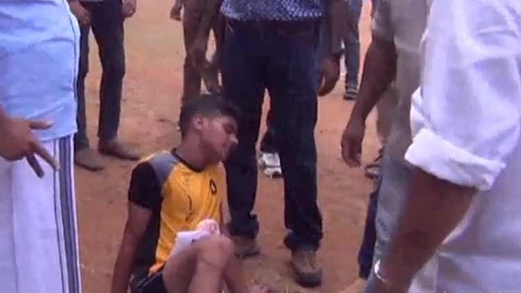 കായികമേളക്കിടെ പരിക്കേറ്റ വിദ്യാര്‍ഥി ചികിത്സ കിട്ടാതെ കിടന്നത് അര മണിക്കൂര്‍; പ്രതിഷേധം