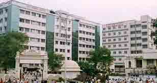 ആശുപത്രിയിൽനിന്ന്​ മുങ്ങിയ കോവിഡ്​ രോഗിയെ പൊലീസ്​ പിടികൂടി