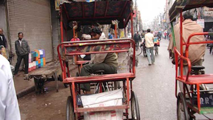 കോവിഡല്ല; പട്ടിണിയാണ്​ ഞങ്ങളെ കൊല്ലുക - ഡൽഹിയിലെ റിക്ഷക്കാർ