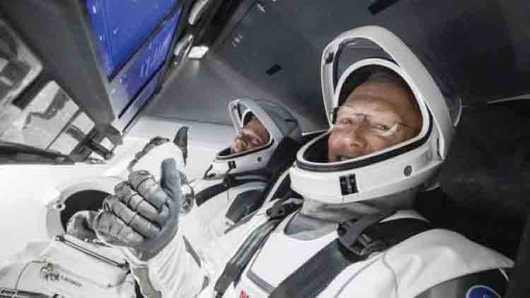 പുതുചരിത്രം; കാര്യ സ്ഥാപനത്തിെൻറ റോക്കറ്റ് കുതിച്ചുയർന്നു പുതുചരിത്രം; കാര്യ സ്ഥാപനത്തിെൻറ റോക്കറ്റ് കുതിച്ചുയർന്നു