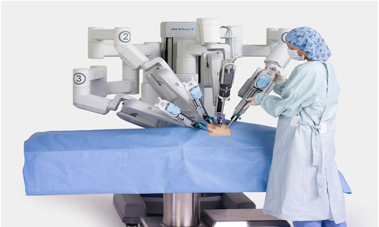 സ്​​ത്രീ​രോ​ഗ-പ്ര​സ​വ ചി​കി​ത്സ​യി​ൽ റോ​ബോ​ട്ടി​ക്​ ശ​സ്​​ത്ര​ക്രി​യ പ​ദ്ധ​തി തു​ട​ങ്ങി.