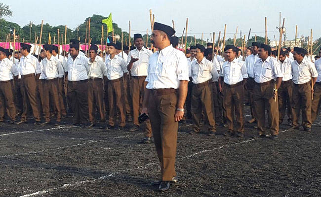 പാഠപുസ്​തകങ്ങളിൽ നിന്ന്​ വർഗീയ കലാപങ്ങളും മുഗൾ ചരിത്രവും നീക്കണമെന്ന്​ ആർ.എസ്​.എസ്​