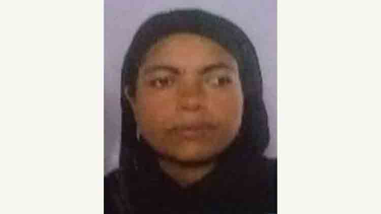 വീട്ടിലേക്ക്​ ചാഞ്ഞ റബ്ബർ മരത്തി​െൻറ കൊമ്പ്​ മുറിക്കുന്നതിനിടെ വീട്ടമ്മ ടെറസിൽ നിന്ന് വീണ് മരിച്ചു