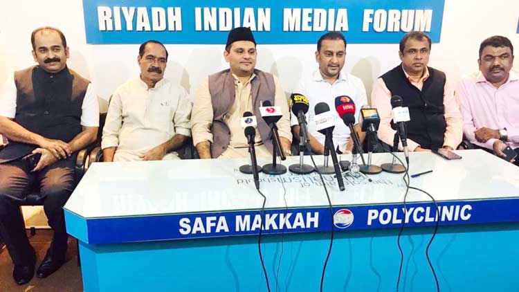 അ​സം പൗ​ര​ത്വ​പ്പ​ട്ടി​ക​:  പുറത്താക്കപ്പെട്ടവ​രു​ടെ ആ​ശ​ങ്ക​ക​ൾ  പ​രി​ഹ​രി​ക്ക​ണം –മു​ന​വ്വ​റ​ലി ശി​ഹാ​ബ് ത​ങ്ങ​ൾ