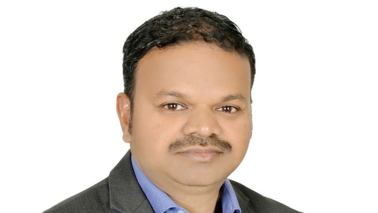 പ്രവാസം തുടങ്ങുേമ്പാൾ ബിരുദധാരി; ഇപ്പോൾ ഡോക്ടർ പ്രവാസം തുടങ്ങുേമ്പാൾ ബിരുദധാരി; ഇപ്പോൾ ഡോക്ടർ