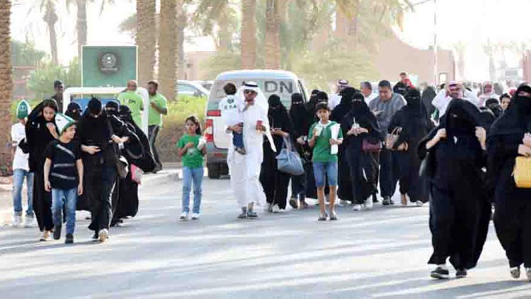 വേ​​ന​​ല​​വ​​ധി​​യു​​ടെ മാ​​റ്റം വി​​പ​​ണി​​യി​​ൽ പ്ര​​തി​​ഫ​​ലി​​ക്കും