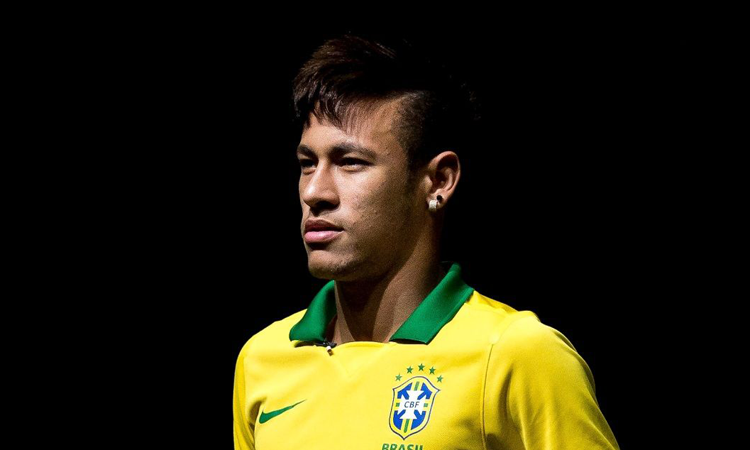 നെ​യ്​​മ​ർ ഇ​ന്ന്​  ദോ​ഹ​യി​ൽ 