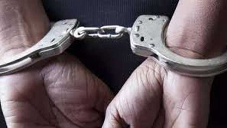 ക​ർ​ഫ്യൂ​വി​നെ വെ​ല്ലു​വി​ളി​ച്ച്​ വി​ഡി​യോ പ്ര​ച​രി​പ്പി​ച്ച യു​വാ​വ് അ​റ​സ്​​റ്റി​ൽ