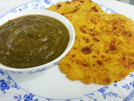 മക്കി കി റൊട്ടി, സര്‍സൊ കാ സാഗ്, ചാച്ച്