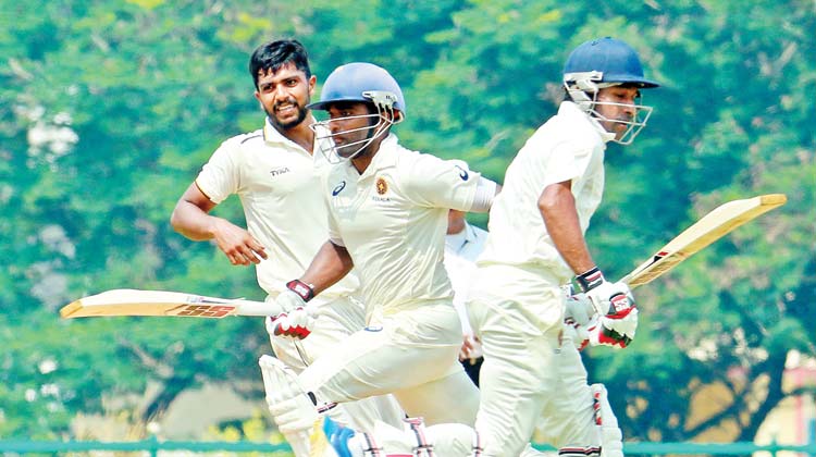 രഞ്ജി: സചിൻ ബേബിക്കും വി.എ ജഗദീഷിനും സെഞ്ച്വറി; കേരളം 495/6 ഡിക്ല. രഞ്ജി: സചിൻ ബേബിക്കും വി.എ ജഗദീഷിനും സെഞ്ച്വറി; കേരളം 495/6 ഡിക്ല.