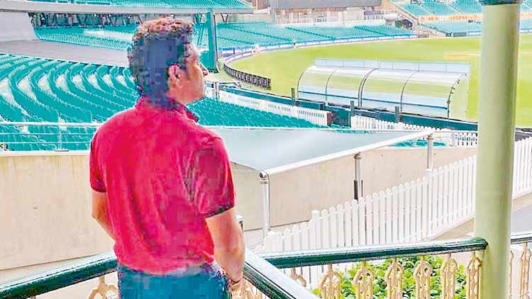 sachin-at-sydni.jpg