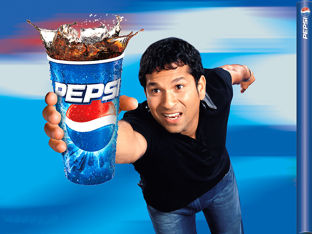 കളിക്കുന്നതും ദൈവം; വില്‍ക്കുന്നതും ദൈവം