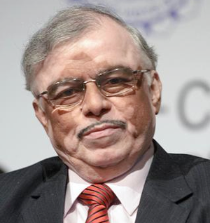 കാലിക്കറ്റ് സര്‍വകലാശാല ലീഗ് സിന്‍ഡിക്കേറ്റ് അംഗത്തിനെതിരായ പരാതി ഗവര്‍ണര്‍ തള്ളി