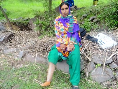 കുഴി ബോംബുകള്‍ തകര്‍ത്തെറിഞ്ഞ അതിര്‍ത്തി ജീവിതം