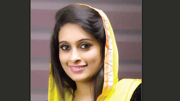 ഇ​വി​ടെ​യെ​ത്തു​േ​മ്പാ​ൾ നോ​വി​െൻറ ഗ​സ​ലാ​യി ഉ​പ്പ​യു​ടെ ഒാ​ർ​മ​ക​ൾ