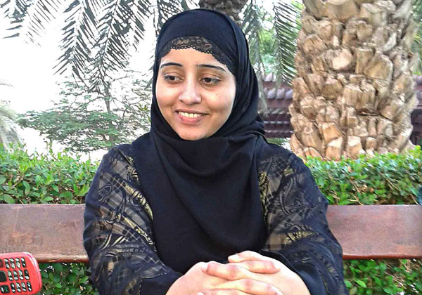 കവിതക്കുണ്ട്, നല്ല ബിരിയാണി മണം...