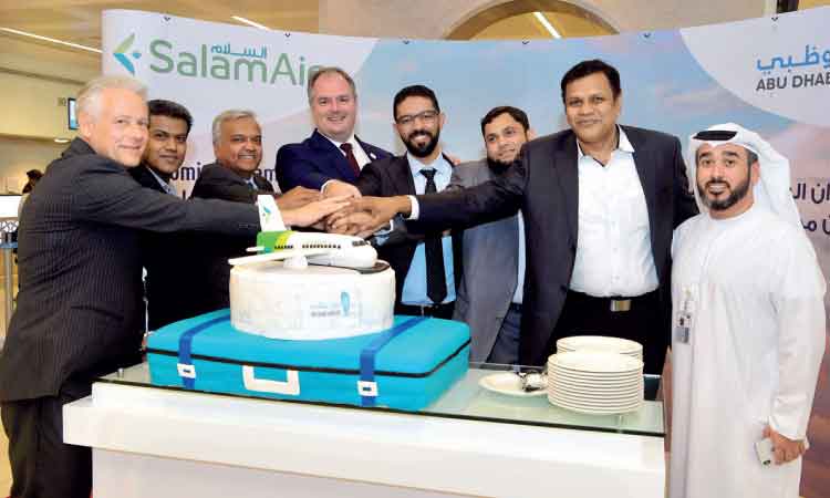 സലാം എയർ അബൂദബി-സലാല റൂട്ടിൽ ആഴ്ചയിൽ മൂന്ന് സർവീസ് ആരംഭിച്ചു സലാം എയർ അബൂദബി-സലാല റൂട്ടിൽ ആഴ്ചയിൽ മൂന്ന് സർവീസ് ആരംഭിച്ചു