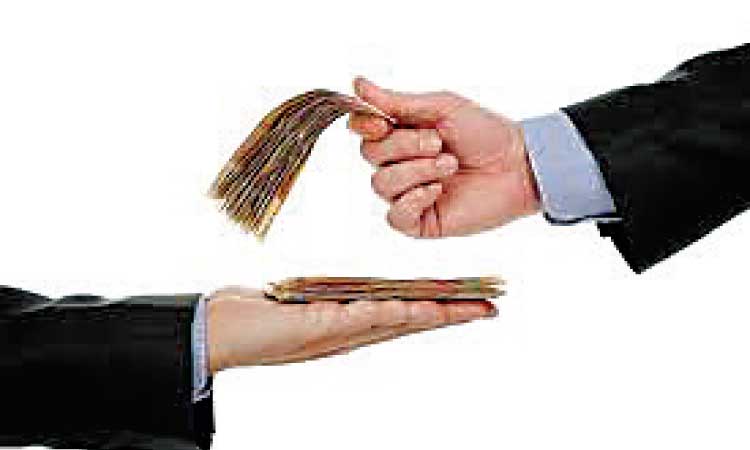 ശമ്പളം വൈകിപ്പിക്കുന്ന സ്ഥാപനങ്ങൾക്കെതിരെ നടപടി ശമ്പളം വൈകിപ്പിക്കുന്ന സ്ഥാപനങ്ങൾക്കെതിരെ നടപടി