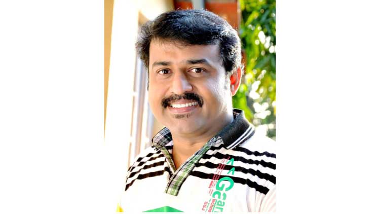 പത്മരാജൻ സ്​മാരക പ്രവാസ മുദ്ര പുരസ്​കാരം സംവിധായകൻ സലീം അഹമ്മദിന്