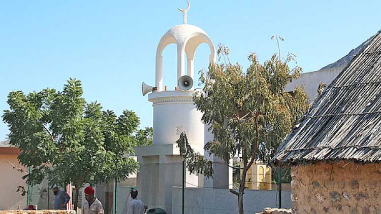 അ​ഞ്ചു ദി​ർ​ഹം നോ​ട്ടി​ലെ പ​ള്ളി ക​ണ്ടി​ട്ടു​ണ്ടോ?