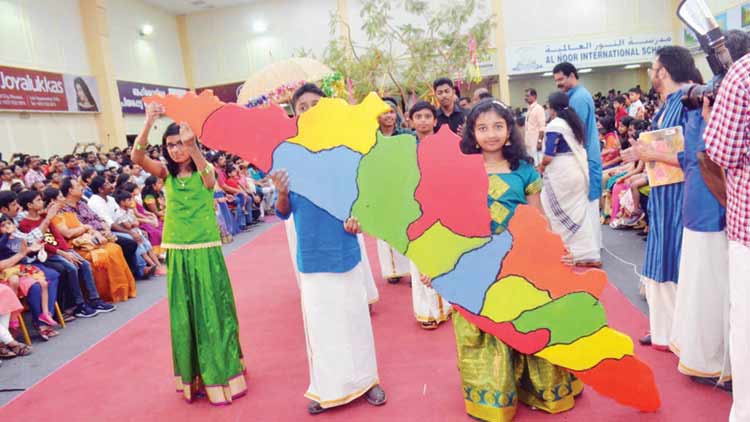കേരളീയ സമാജം ഒാണം ഘോഷയാത്ര വേറിട്ട അനുഭവമായി