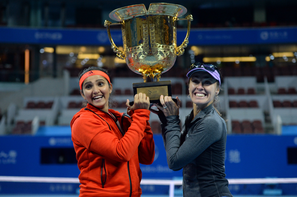 ചൈന ഓപണ്‍ കിരീടം സാനിയ-ഹിംഗിസ് സഖ്യത്തിന്