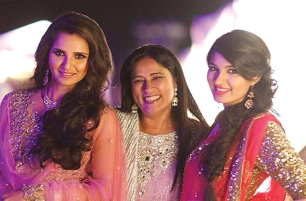 വിവാദങ്ങള്‍ പാട്ടിന് പോട്ടെ, സാനിയ ഹാപ്പിയാണ്...