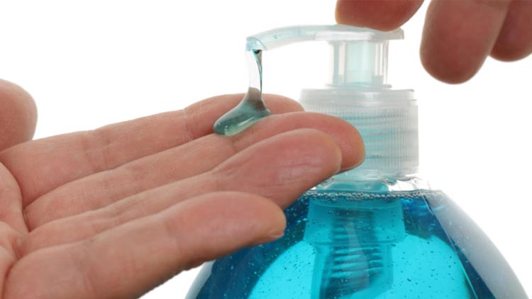 മദ്യത്തോടൊപ്പം സാ​നി​റ്റൈ​സ​ർ കു​ടി​ച്ച സ​ഹോ​ദ​ര​ങ്ങ​ൾ മ​രി​ച്ചു