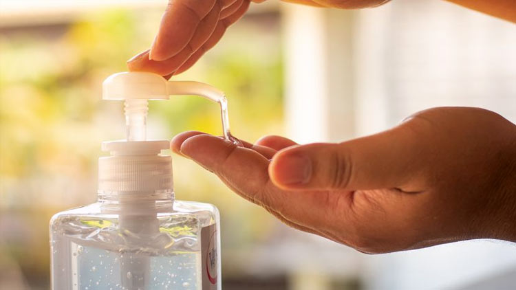 പിടിച്ചെടുത്ത 500 ലിറ്റർ സ്പിരിറ്റ് സാനിറ്റൈസറാക്കി