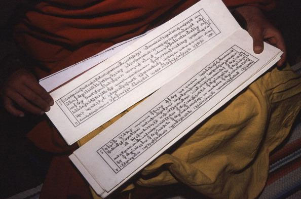 സംസ്കൃത ക്യാമ്പില്‍ പങ്കെടുക്കാന്‍ 60 ബുദ്ധിജീവികളും