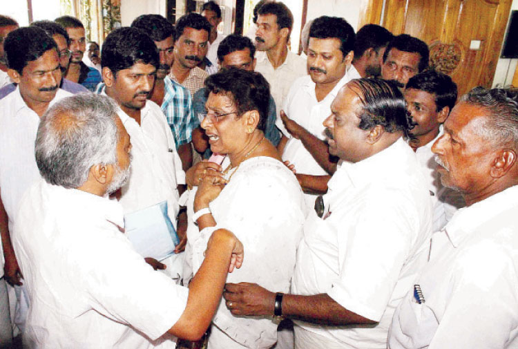 കൈവിട്ട സീറ്റ് പിടിച്ചുവാങ്ങി സ്ഥാനാര്‍ഥി സാറാമ്മ