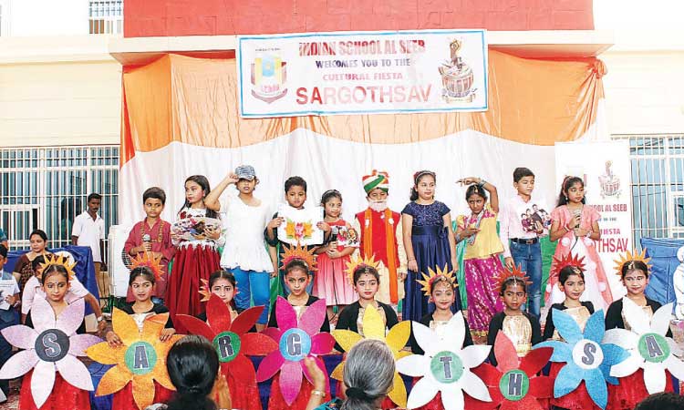 സീ​ബ്​ ഇ​ന്ത്യ​ൻ സ്​​കൂ​ളി​ൽ ‘സ​ർ​ഗോ​ത്സ​വ്​ 2018’