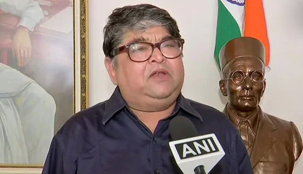 രാഹുലിനെ പൊതുസ്​ഥലത്ത്​ തല്ലണമെന്ന്​ സവർക്കറുടെ പൗത്രൻ