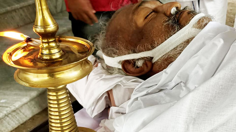 ‘‘ശശിയേട്ടാ ഇതേ ഉള്ളൂ; റീത്തൊന്നും കിട്ടാനില്ലാ’’