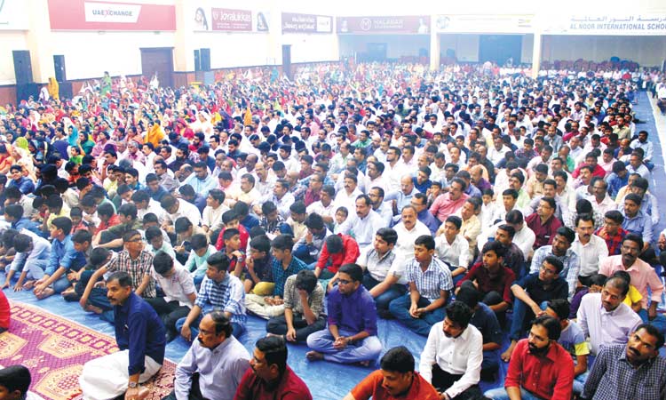 ക്രൈസ്​തവ ദേവാലയങ്ങളിൽ ഉയര്‍പ്പ് പെരുന്നാള്‍ ശുശ്രൂഷ ഭക്തിപൂര്‍വ്വം ആചരിച്ചു