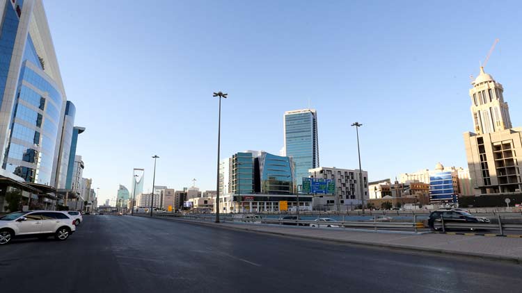 സൗദിയിൽ കൂടുതൽ കടകൾക്ക്​ 12 മണിക്കൂർ പ്രവർത്തനാനുമതി