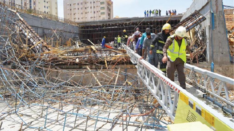 നിർമാണത്തിനിടെ അണ്ടർ പാസ്​വേ മേൽകൂര തകർന്ന്​ പത്ത്​ തൊഴിലാളികൾക്ക്​ പരിക്കേറ്റു