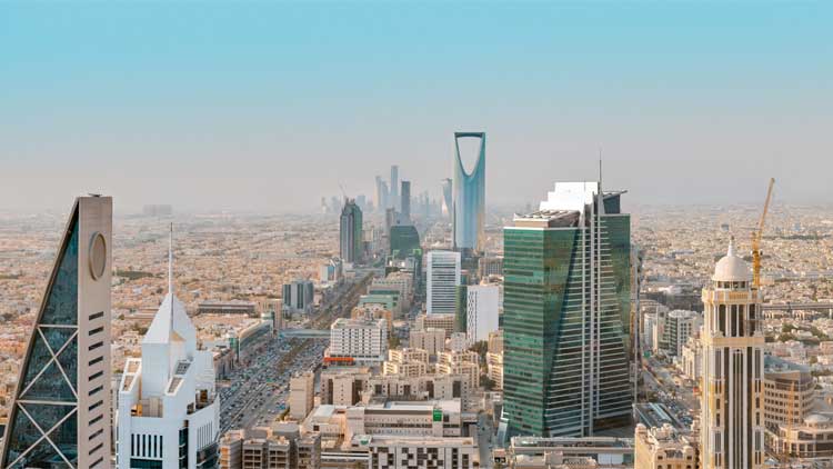 വ്യ​വ​സാ​യ മേ​ഖ​ല​ അ​ഞ്ചു വ​ര്‍ഷ​ത്തി​ന​കം  സ്വ​ദേ​ശി​വ​ത്​കരിക്കും –മ​ന്ത്രി