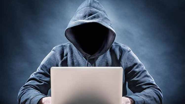 ലോ​ക്ഡൗ​ണി​ൽ ജോ​ലി പോ​യി; വൃ​ക്ക​ദാ​നം ചെ​യ്ത് പ​ണം നേ​ടാ​ൻ ശ്ര​മി​ച്ച യു​വ​തി ത​ട്ടി​പ്പി​നി​ര​യാ​യി