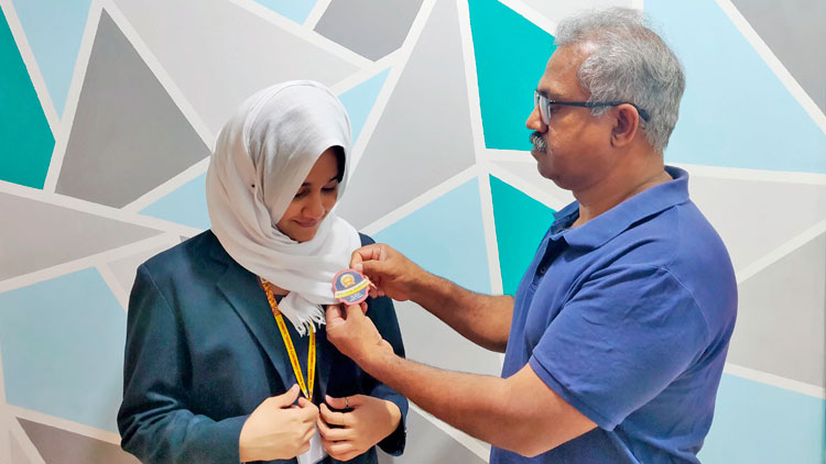 ഓൺലൈൻ വഴി സെനറ്റ് സ്ഥാനാരോഹണം നടത്തി ഇന്ത്യൻ കമ്യൂണിറ്റി സ്കൂൾ