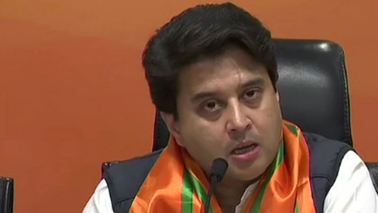 ​സിന്ധ്യ ബി.ജെ.പിയിൽ; മടിച്ച്​ എം.എൽ.എമാർ