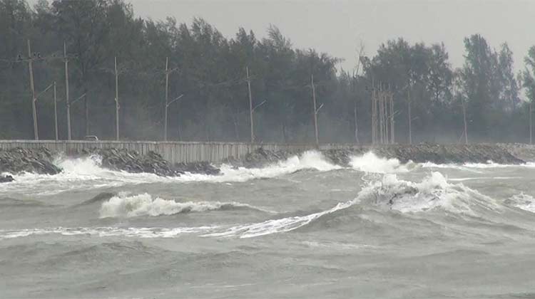 sea-storm-